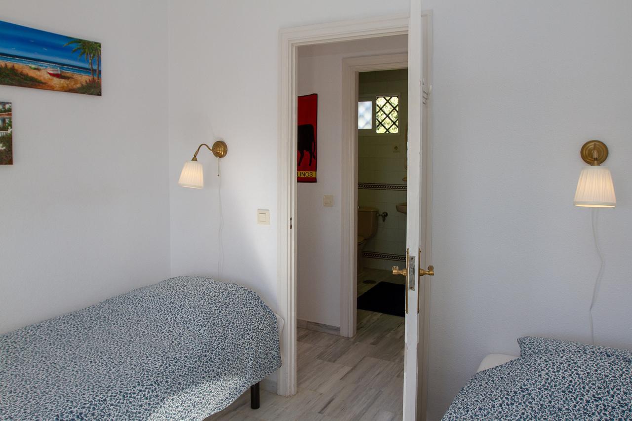 Silvia Apartment Torremolinos Exterior photo